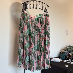 Eva Mendes for New York & Company Leafy Print Midi Skirt 30”